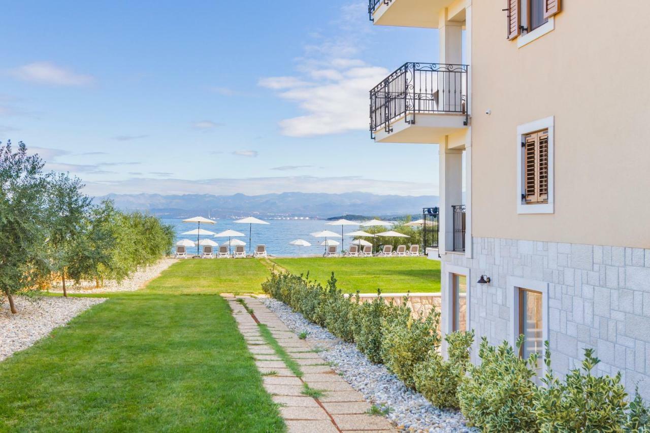 Luxury Apartments Villa Matea 2 Малинска Экстерьер фото