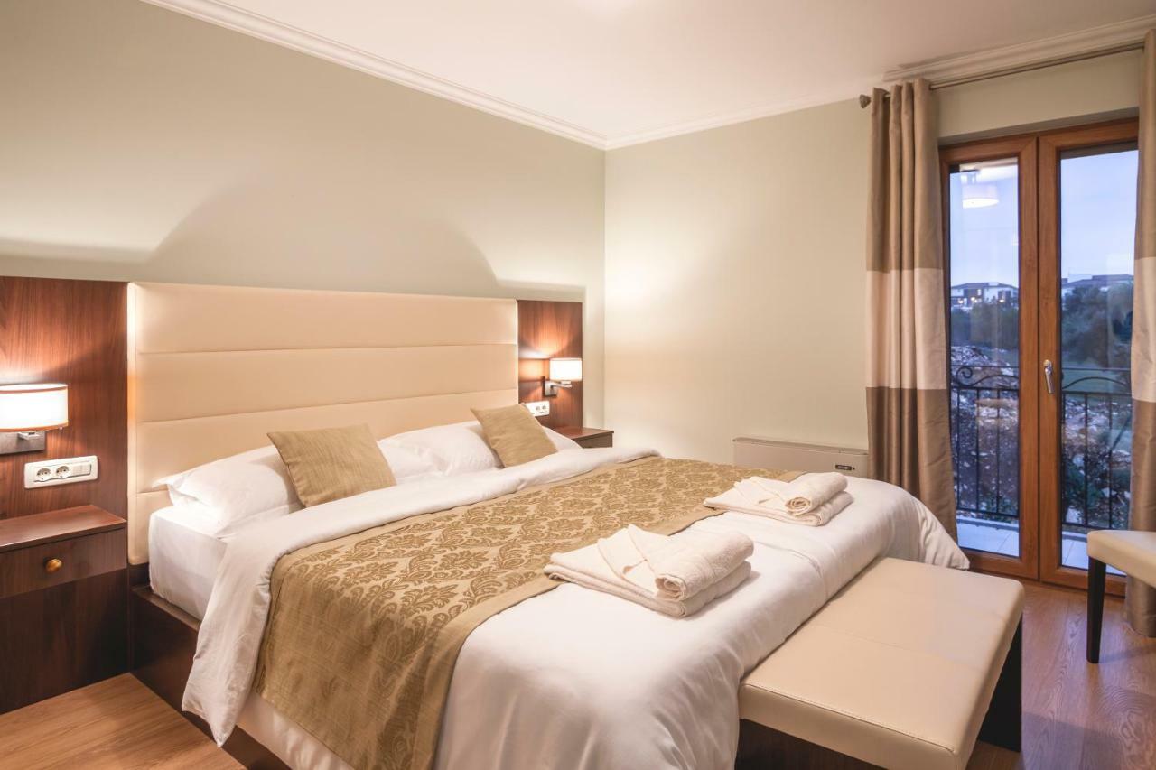Luxury Apartments Villa Matea 2 Малинска Экстерьер фото